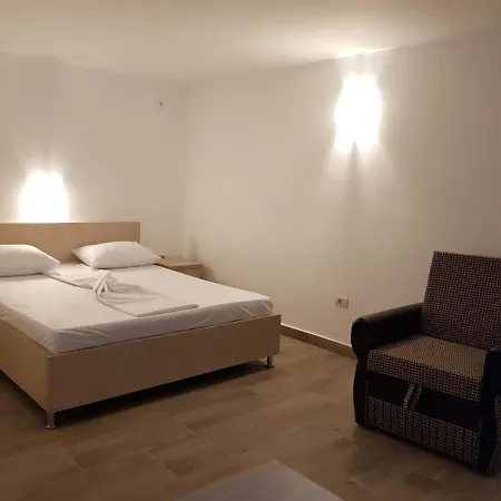 Evana House Gasthuis Costinesti