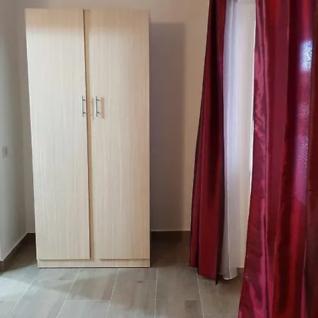 Pensión Evana House